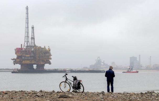 Plataforma de petróleo en el delta del río de Hartlepool en el Mar del Norte.