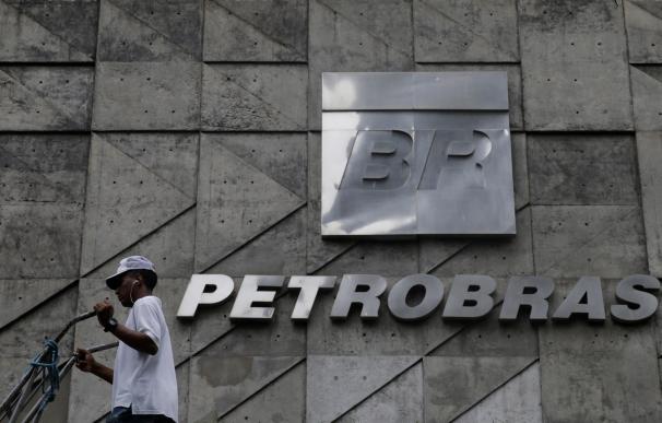 Petrobras cae más de un 5% en Bolsa tras recortar su beneficio un 32,9%