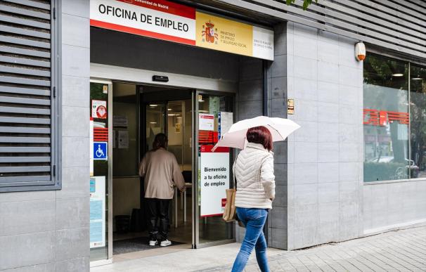 ¿Pierdo la ayuda de 400 euros del SEPE si rescato el plan de pensiones?