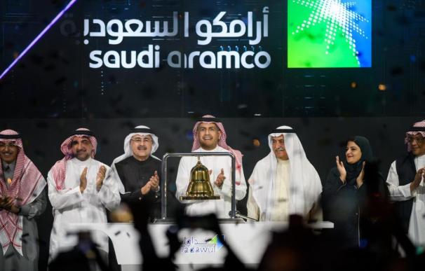 Aramco marcó en 2019 un récord mundial con su salida a bolsa en Riad.