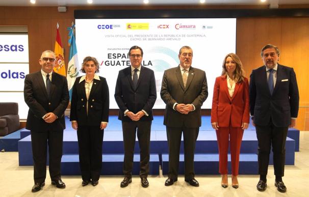 El nuevo presidente de Guatemala abre las puertas del país a las empresas españolas