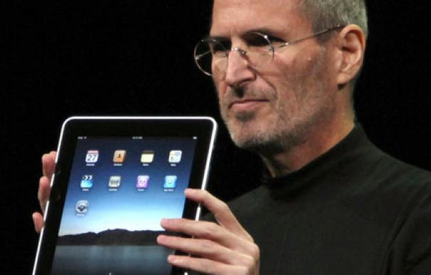 Apple-iPad-and-Steve-Jobs-002