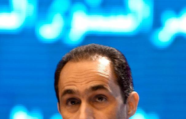 El hijo de Mubarak afirma que el partido gobernante dialoga con la oposición