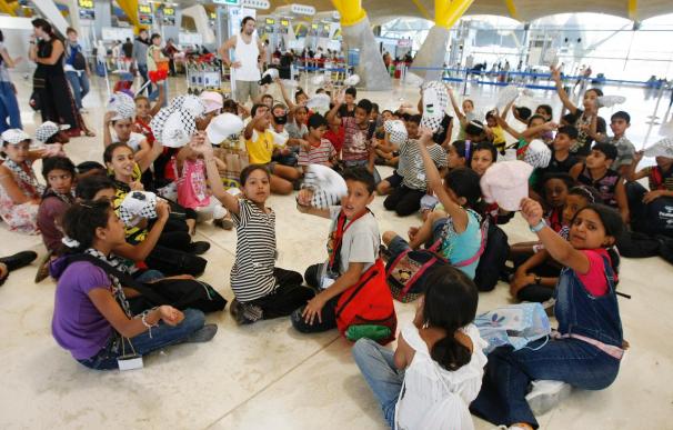 Barajas recibirá hoy a nueve niños palestinos y serán operados en Valencia