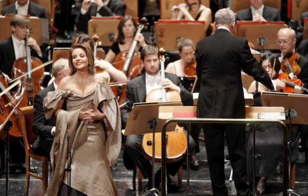 La soprano Renée Fleming dosifica su perfección en el Teatro Real de Madrid