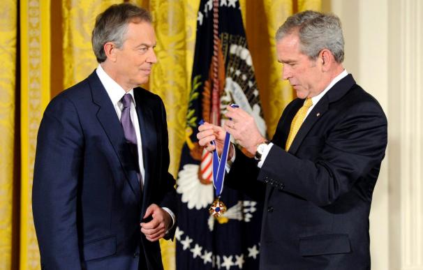 Blair y Bush pudieron planear el cambio régimen en Iral en el rancho de Texas, según un ex embajador