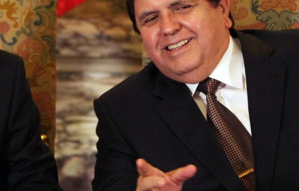Alan García anima a Endesa a proveer de electricidad peruana a toda América Latina