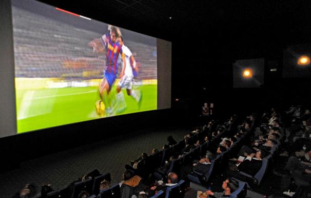 El clásico en los cines, con la intensidad del Camp Nou