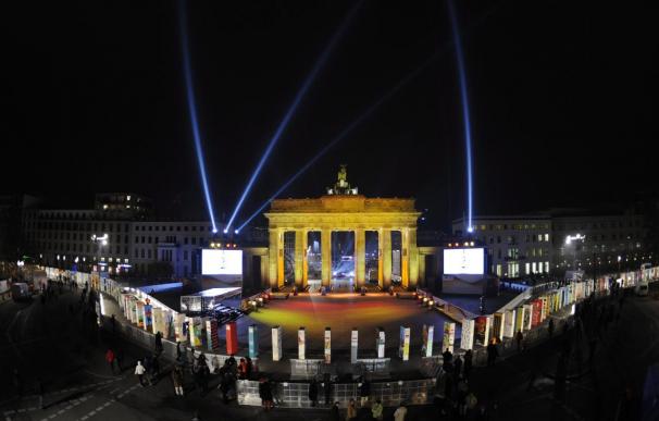 Berlín celebra los 20 años de la caída del muro con una Fiesta de la Libertad