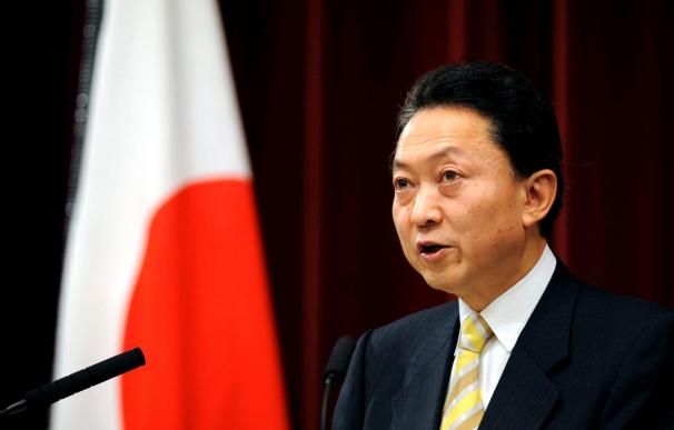 Hatoyama cree "imposible" trasladar fuera de Japón una de las bases de EEUU