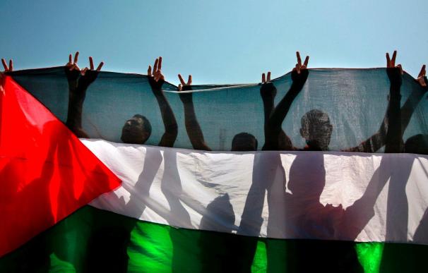 Ban pide a Israel levantar el bloqueo de Gaza y a Hamás cesar la violencia