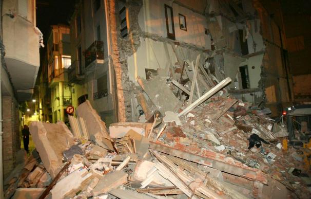 Un muerto y un herido al derrumbarse una casa en proceso de derribo en Algemesí