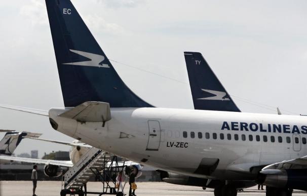 Una huelga en Aerolíneas Argentinas obliga a desviar vuelos