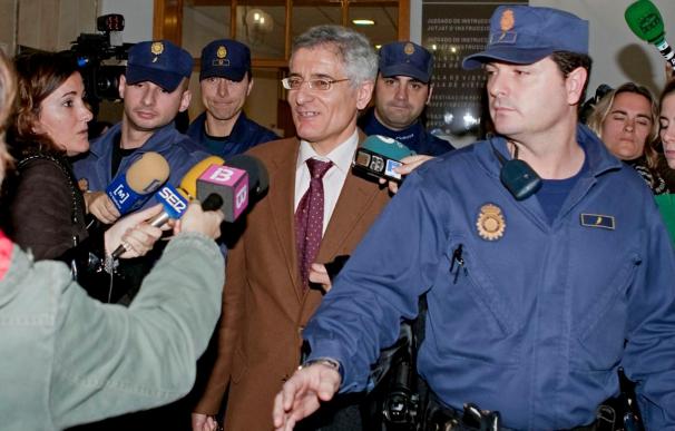 Vicens paga la primera de las fianzas de 100.000 euros para eludir la cárcel