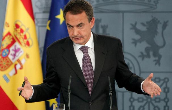 Zapatero recuerda que el diálogo social es "cauce fundamental" para el bienestar