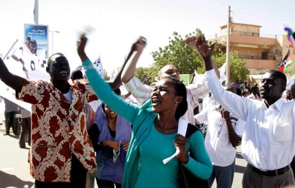Las autoridades sudanesas liberan a un dirigente opositor detenido durante una protesta