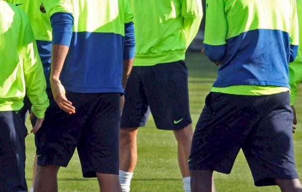 Alves y Jeffren, únicas ausencias en el entrenamiento del Barça