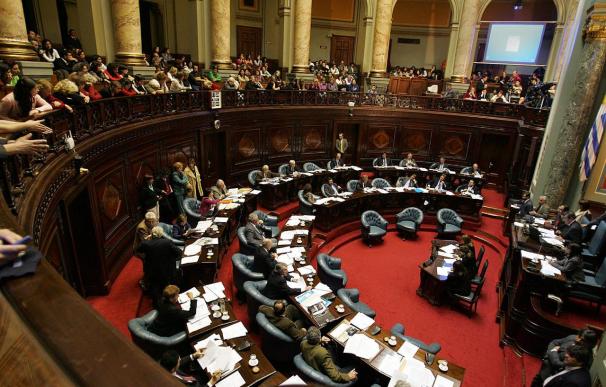 El Senado de Uruguay aprueba un tratado con México y analiza otro similar con España