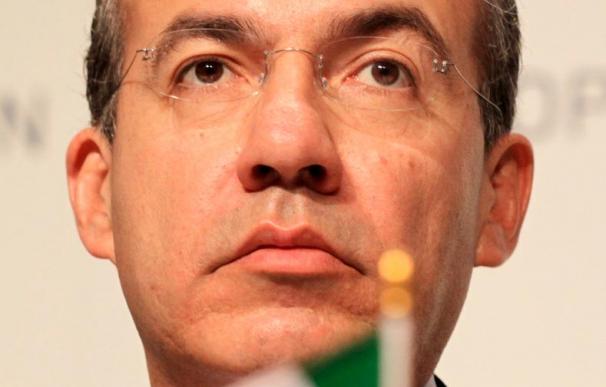 Calderón espera cerrar un tratado vinculante de reducción de emisiones en México