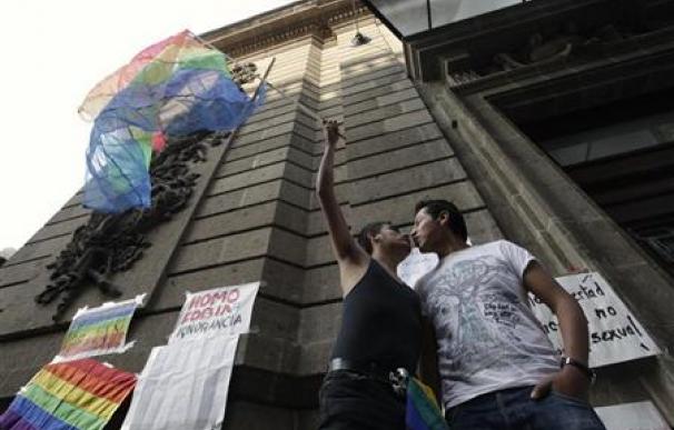Ciudad de México aprueba los matrimonios homosexuales