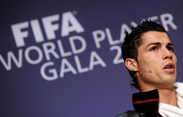 C. Ronaldo obtiene el "Premio Puskas" FIFA al "Gol más Bonito" de 2009