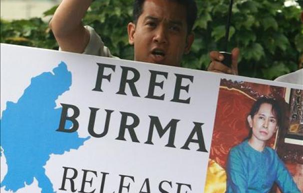 Suu Kyi recurrirá la pena de 18 meses de arresto domiciliario en septiembre