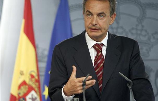Zapatero asegura que "lo peor de la recesión ha pasado pero quedan meses difíciles"