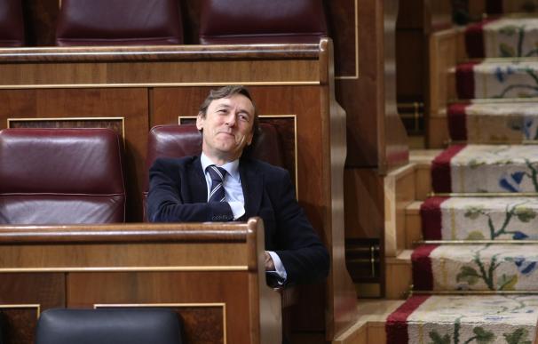 Hernando (PP) avisa a la Generalitat: "No vale con un desmentido porque Vidal es una pieza fundamental del proceso"
