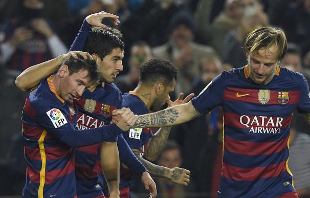 Luis Suárez anotó el primer tanto del Barcelona. / AFP
