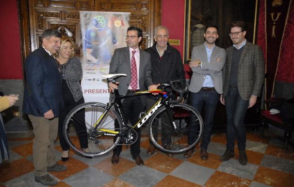 La Vuelta Ciclista a Andalucía vuelve a la ciudad tras catorce años de ausencia