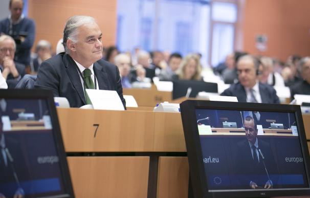 González Pons ve la charla de Puigdemont en Bruselas como un "mitin" sobre el referéndum que hay que "desenmascarar"