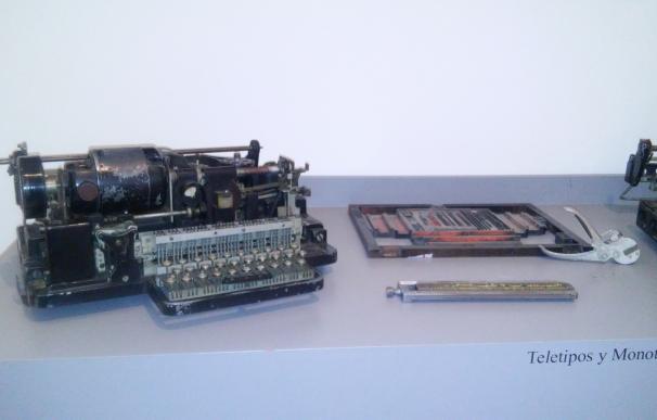 Una muestra recorre 300 años de historia periodística a través de máquinas, documentos e imágenes