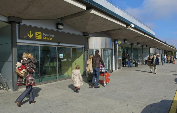 El aeropuerto de Valladolid ganó un 6,2% de viajeros en 2016, mientras que León, Salamanca y Burgos perdieron