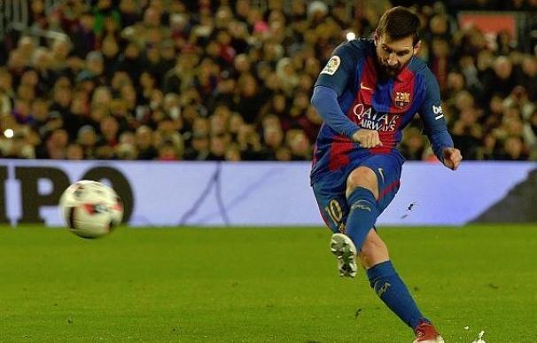 Las tres faltas perfectas de Leo Messi para rescatar al Barça en 6 días