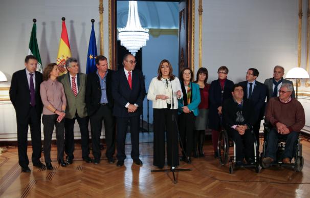 Susana Díaz espera que las prestaciones por dependencia lleguen a 230.000 andaluces este año y que Gobierno aporte 50%