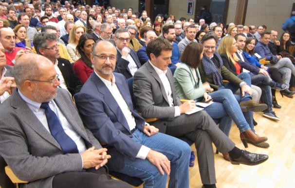 Rivera se marca el reto de dejar de ser "observador útil" para "liderar" la "modernización" de España