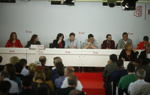 El PSOE pondrá este sábado fecha a su Congreso en un Comité Federal dividido y pendiente de los posibles candidatos