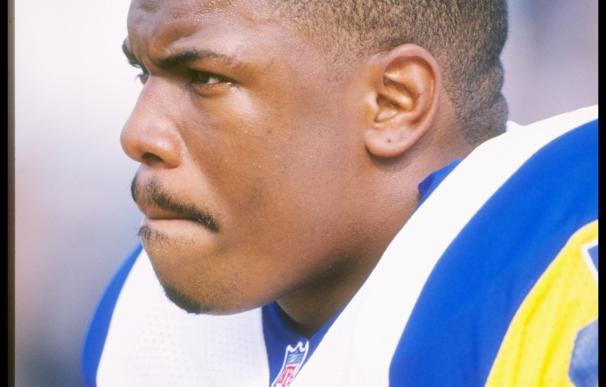 El ex de la NFL Lawrence Phillips se suicida en la cárcel a los 40 años / Getty Images