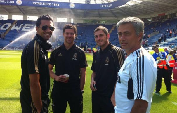 Arbeloa felicita a Mourinho por su cumpleacos con una foto junto a Casillas