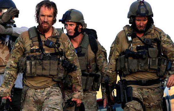 Archivo: Miembros de las Fuerzas Especiales de EEUU tras liberar el Hotel Continental de Kabul el 29 de junio de 2011. ( AFP)