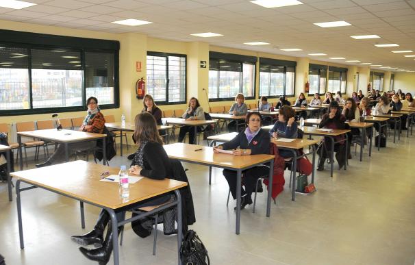 La Junta insiste en las "garantías jurídicas" existentes en los exámenes de oposición docente