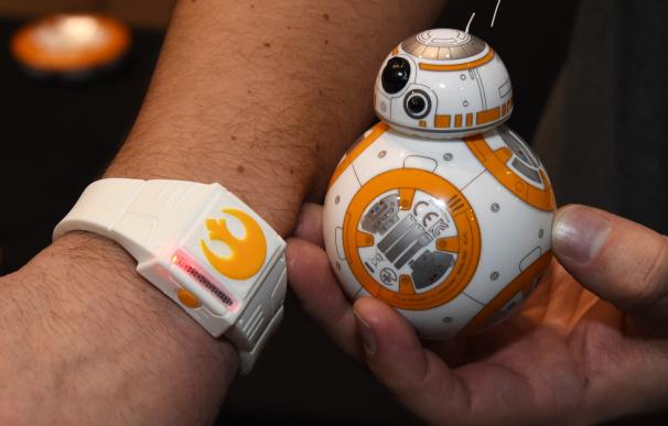 Sphero ha presentado en el CES 2016 la Force Band de Star Wars