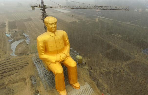 Estatua de Mao Zedong