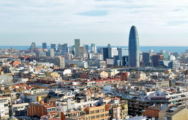 Los drones de Hacienda investigarán 12 municipios en Barcelona