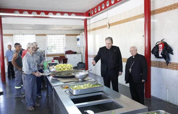El cardenal Cañizares asegura que "amar a los refugiados no es simplemente mirarles, sino identificarse con ellos"