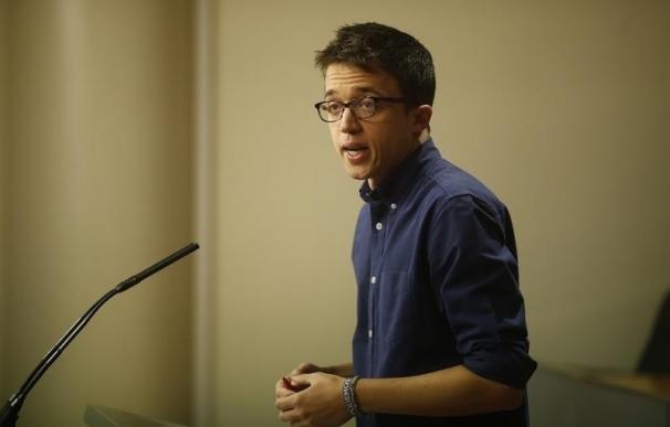 Errejón respeta la candidatura de Patxi López y dice que el PSOE "en algún momento dado tendrá que elegir rumbo"