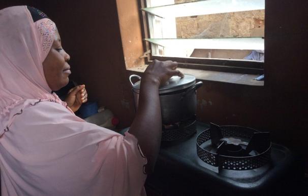 Las cocinas de combustión limpia mejoran la salud de las mujeres embarazadas