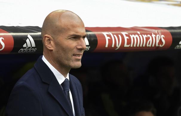 Zidane tiene una cuenta pendiente: hacer que vuelva el mejor James. / AFP