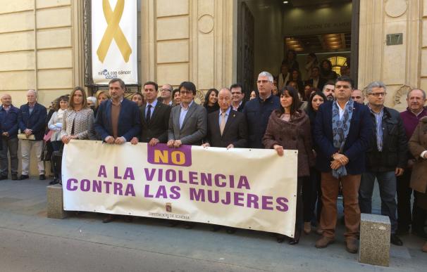 Diputación muestra su repulsa ante el último caso de violencia de género en Huércal de Almería
