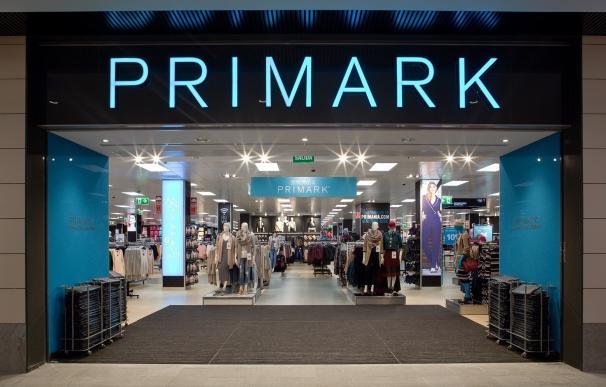 Primark eleva los salarios un 0,8% para sus trabajadores en España